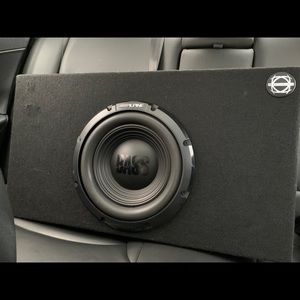12 inch Alpine Subwoofer WITH Alpine Amplifier